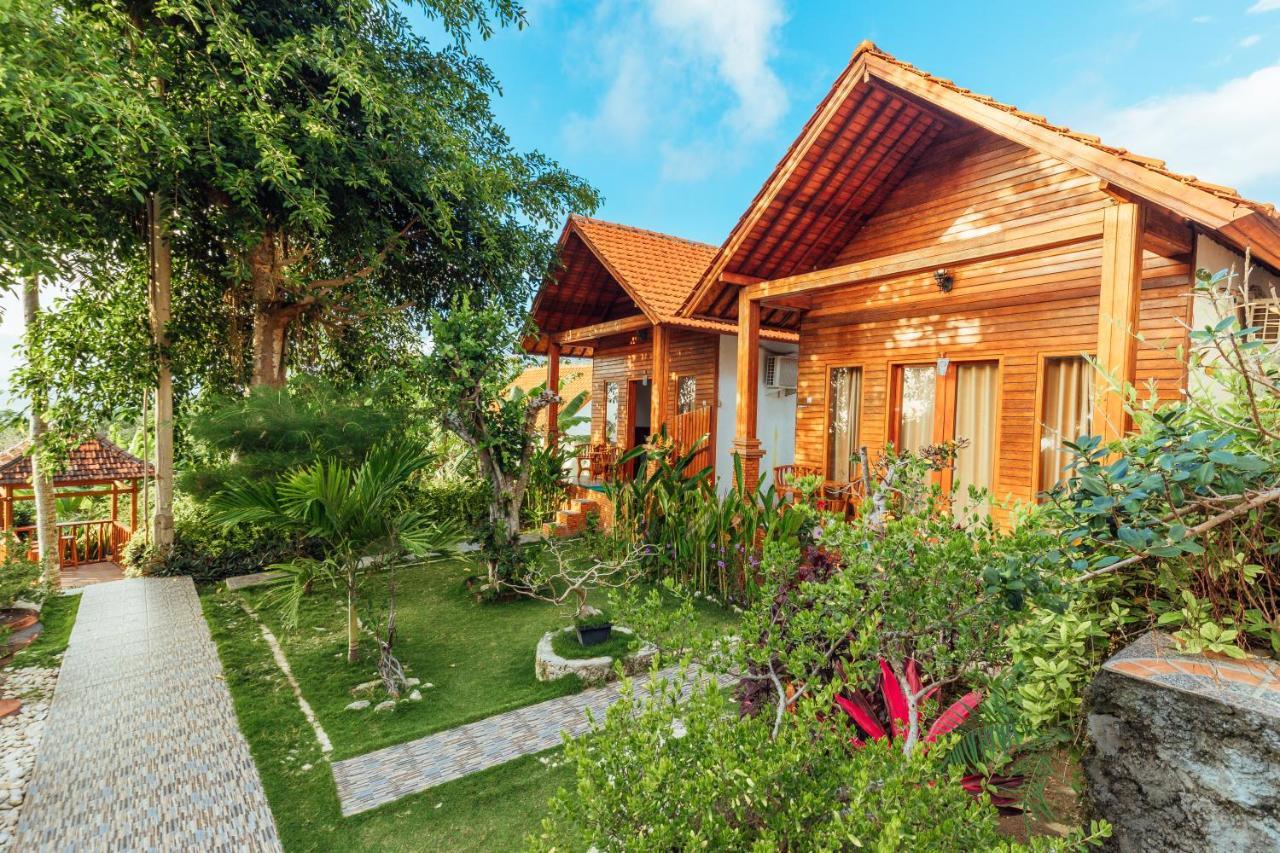 Green Valley Bungalow Batununggul Exterior foto